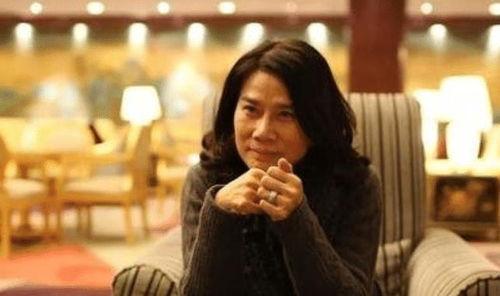 董董偷瓜吃,一场童趣盎然的夏日冒险